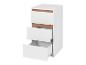 Commode blanche avec trois tiroirs, dont un ouvert