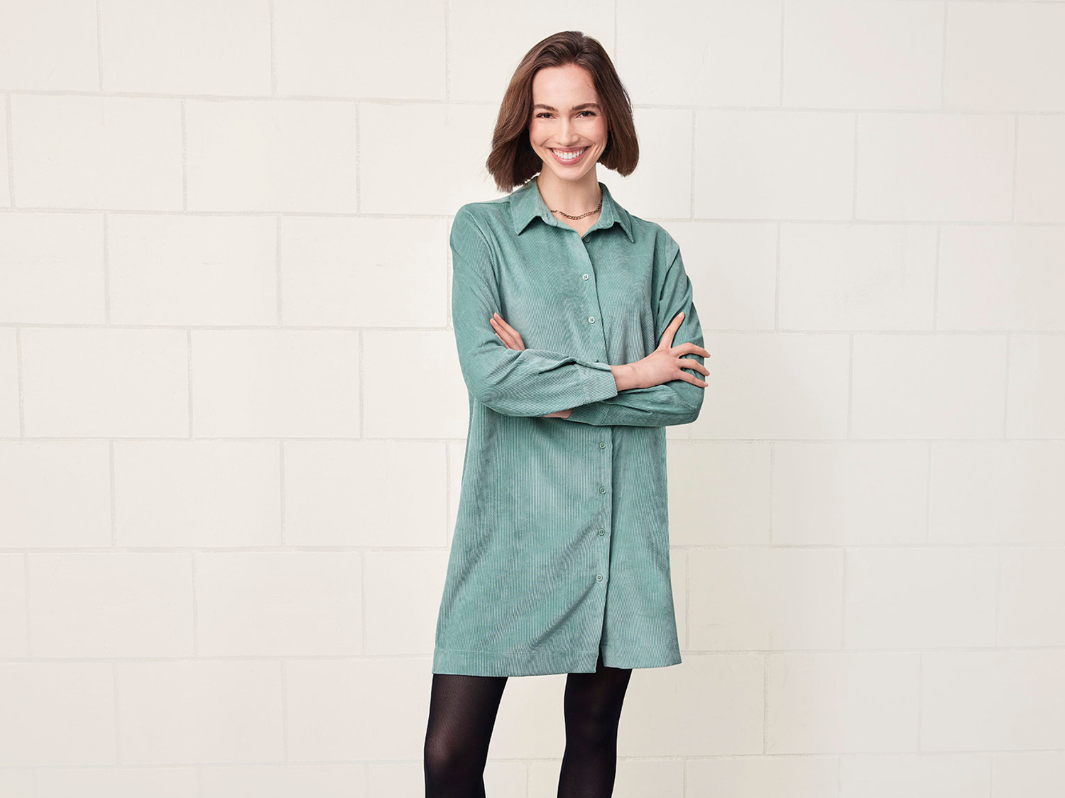 Robe chemise en velours côtelé best sale