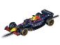 Voiture de course jouet Carrera Red Bull sur la piste.