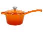 Casserole en fonte émaillée orange avec couvercle et longue poignée