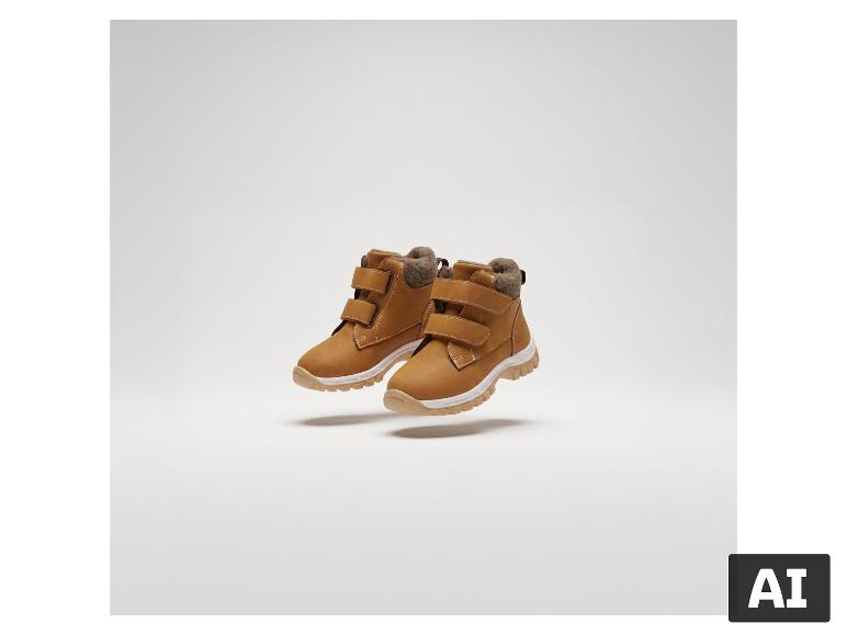 Bottes d'hiver pour enfants LUPILU® avec fermeture à scratch et doublure chaude [image générée par l'IA]