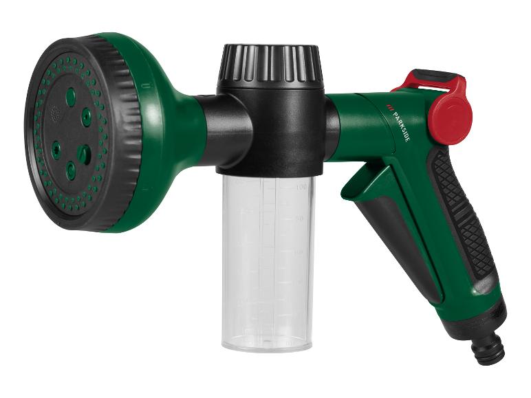 Pistolet d'arrosage de jardin vert PARKSIDE avec réservoir à savon.