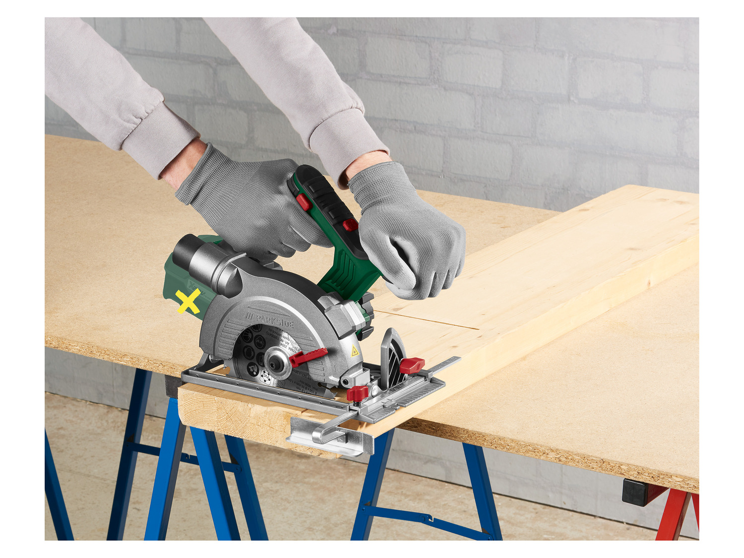 Milwaukee Scie Scie Circulaire Sans Fil Parkside PHKSA 12 X12V