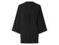 Un haut noir de style kimono à manches trois quarts.