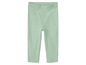 Leggings en maille côtelée vert clair pour bébé.