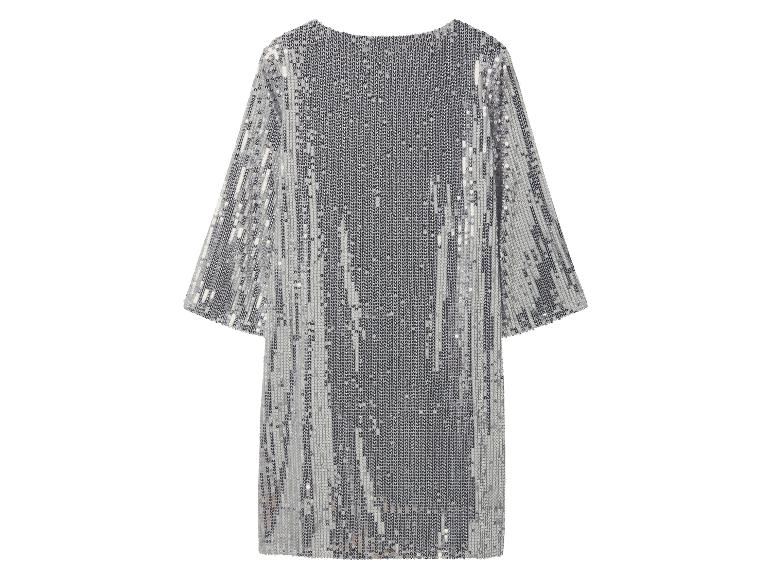 Mini-robe argentée à paillettes avec manches trois-quarts.