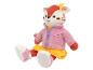 Peluche renard en veste rose et jupe jaune.