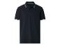Polo noir avec col et poignets rayés blanc et bleu.