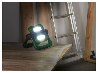 PARKSIDE® Projecteur LED, pliable, 10 W