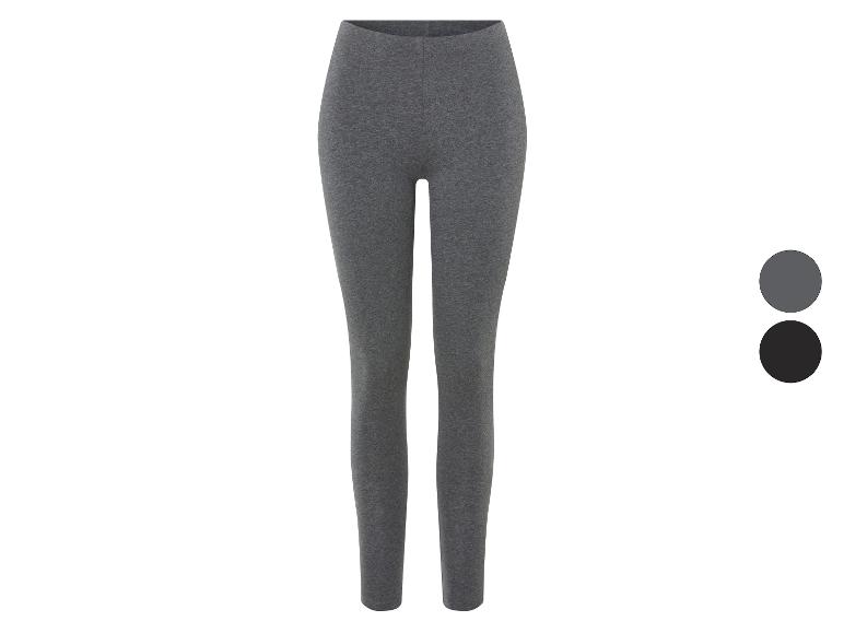 Leggings gris et noirs.