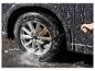 Nettoyage d'une voiture avec un nettoyeur haute pression Parkside.