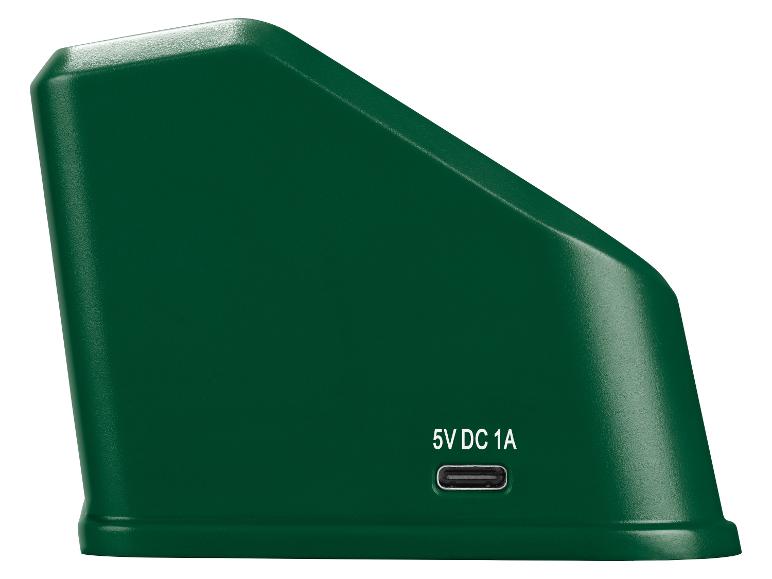 Appareil vert avec port USB-C et le texte « 5V DC 1A » sur le côté.