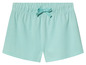 Shorts bleu clair avec cordon de serrage.