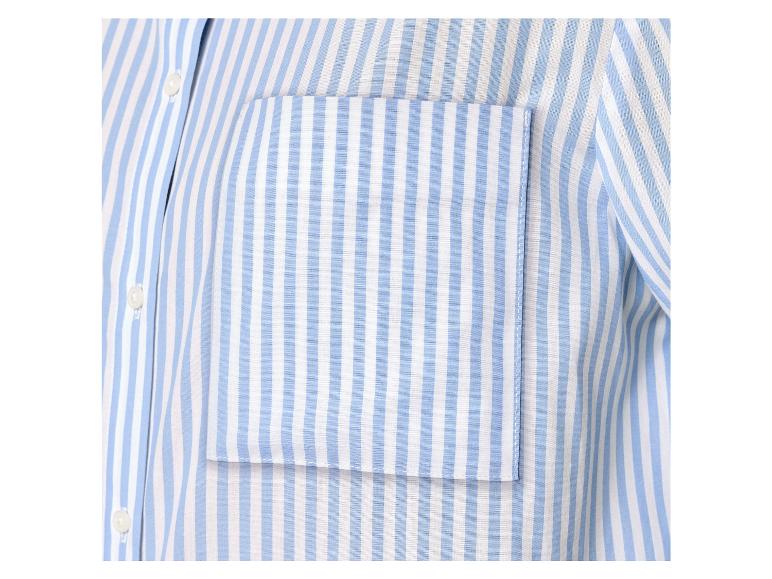 Chemise rayée bleu et blanc avec une poche poitrine.