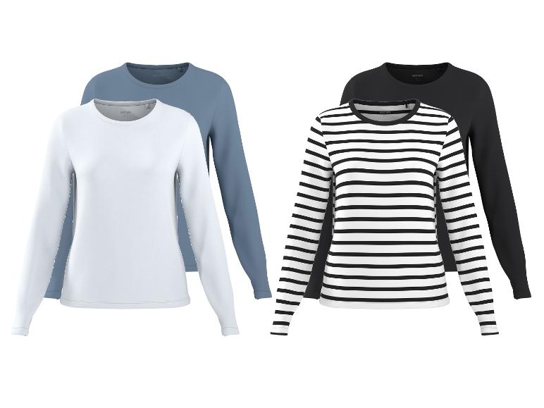 Lot de quatre t-shirts à manches longues pour femmes : deux unis (blanc, bleu) et deux rayés (noir, blanc-noir).