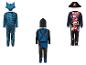 Trois costumes : dragon, ninja et pirate.