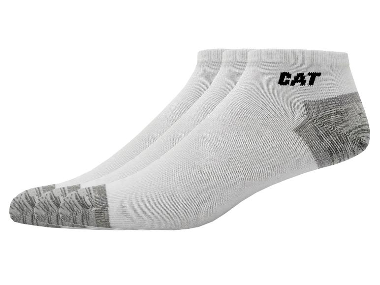 Trois paires de chaussettes blanches CAT avec des accents gris.