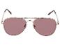 Lunettes de soleil aviateur avec verres roses et monture dorée.