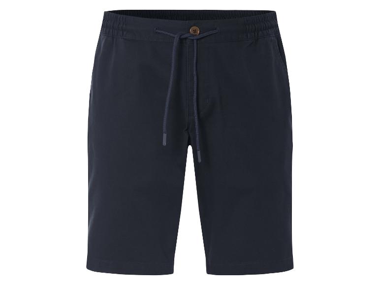Shorts chinos bleu marine avec cordon.
