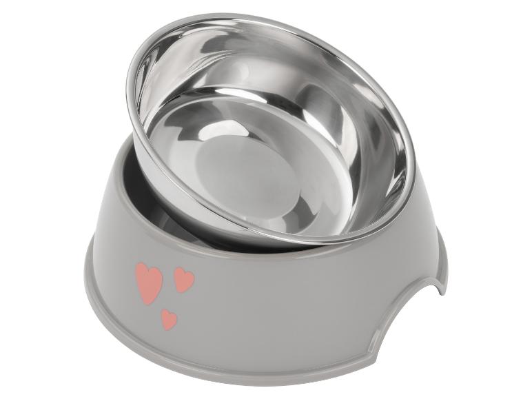 Gamelle grise pour animaux avec insert amovible en acier inoxydable et cœurs roses.