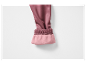 Pantalon de jogging bordeaux avec doublure polaire rose.