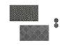 Deux tapis avec des motifs géométriques en gris et noir.