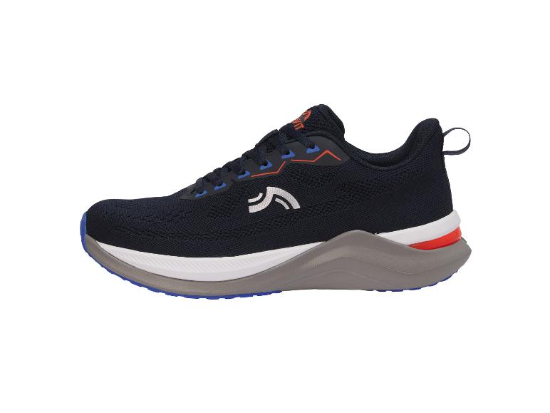 Chaussures de sport bleu marine avec des accents blancs, rouges et bleus.