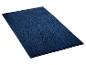 Tapis de bain bleu foncé, texture moelleuse.