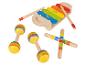 Xylophone, maracas et percussions en bois multicolores pour enfants.