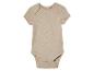 Body bébé beige à manches courtes.