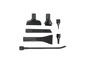 Sept embouts noirs pour un aspirateur.