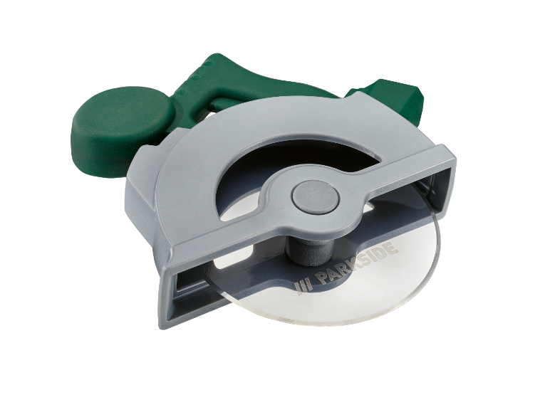 Coupe-pizza Parkside en plastique gris et vert.