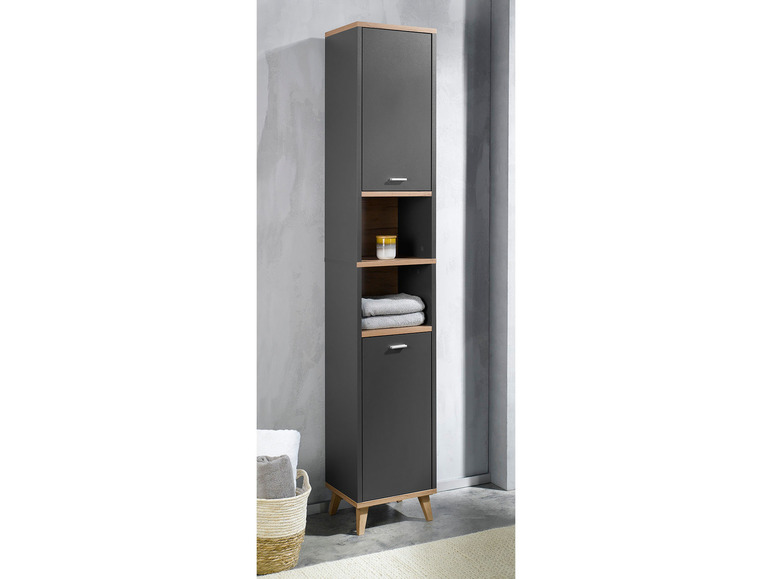 Armoire de salle de bain grise avec des détails en bois et des étagères