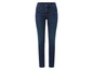 Jean skinny bleu foncé pour femme.