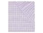 Un drap-housse à carreaux violets.