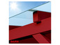 Une structure en bois rouge avec un toit en verre, Baufix