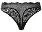Un string noir avec de la dentelle et un panneau en maille.