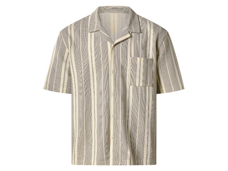 Chemise rayée pour homme à manches courtes et col, dans des tons gris et crème.