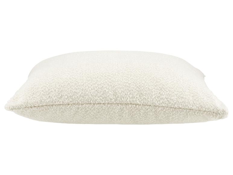 Coussin rectangulaire en tissu blanc cassé.