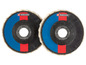 Deux disques de ponçage Parkside pour le ponçage.