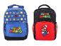 Deux sacs à dos Super Mario, un bleu avec des icônes de jeu et un rouge et noir avec Mario.