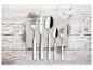 GSW Besteck-Set Premium: Couteau, fourchettes et cuillères sur nappe en lin sur table en bois