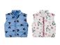 Deux gilets pour enfants, l'un avec un motif Mickey Mouse et l'autre avec un motif Bambi.
