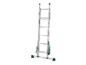 Échelle en aluminium pliable avec stabilisateurs.
