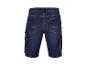 Shorts cargo en jean bleu foncé.