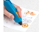 Main utilisant un stylo d'impression 3D bleu pour dessiner une roue de vélo orange sur papier.