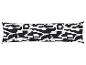 Un coussin long avec un motif abstrait noir et blanc.