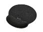 Un tapis de souris noir avec un support de poignet de Silvercrest.
