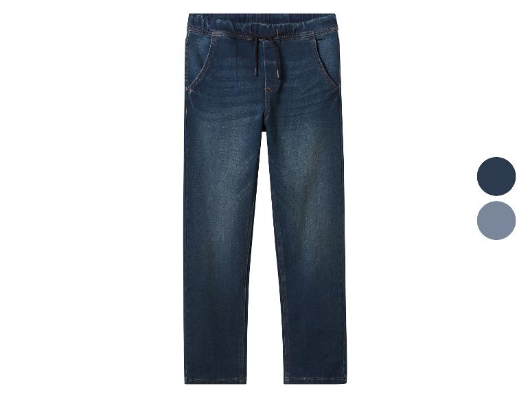 Pantalon jogger en jean bleu foncé pour homme avec cordon de serrage et poches.