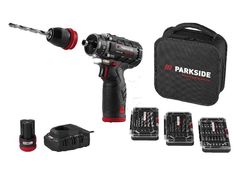 Perceuse-visseuse sans fil avec batterie, chargeur, embouts et forets, dans une sacoche.